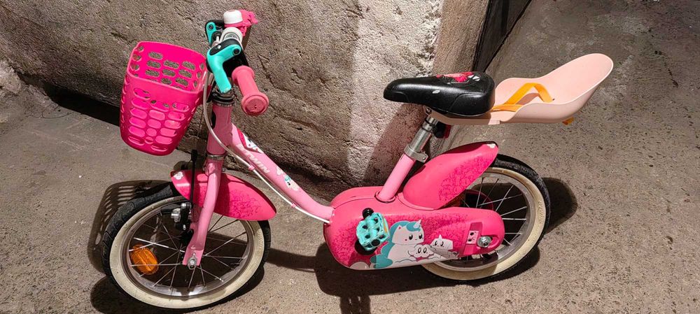 Vând bicicleta BTWIN 3-5 ani