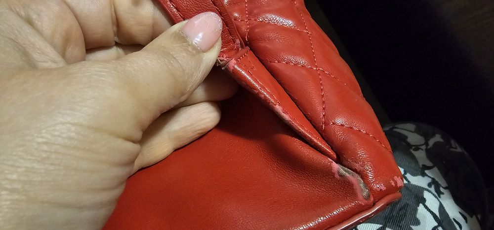 Оригинална  Червена раничка  Love Moshino