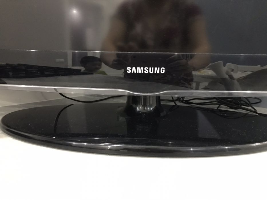 Продам телевизор Samsung