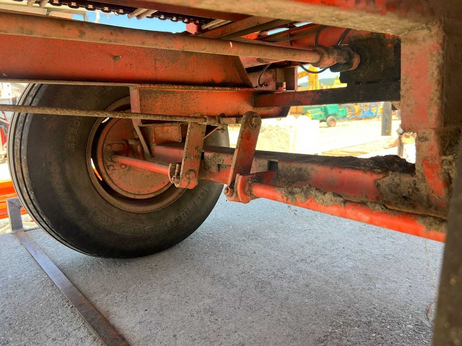 Mig de gunoi / Remorcă împrăștiat gunoi – 3-4 tone, frâna pe ax