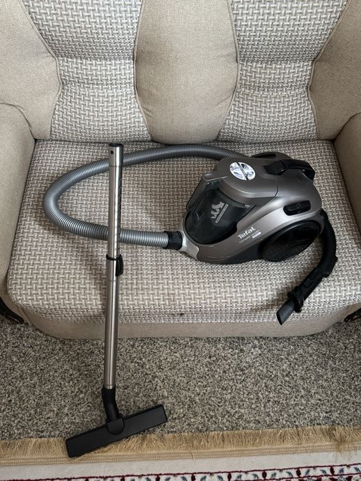 Пылесос проводной Tefal