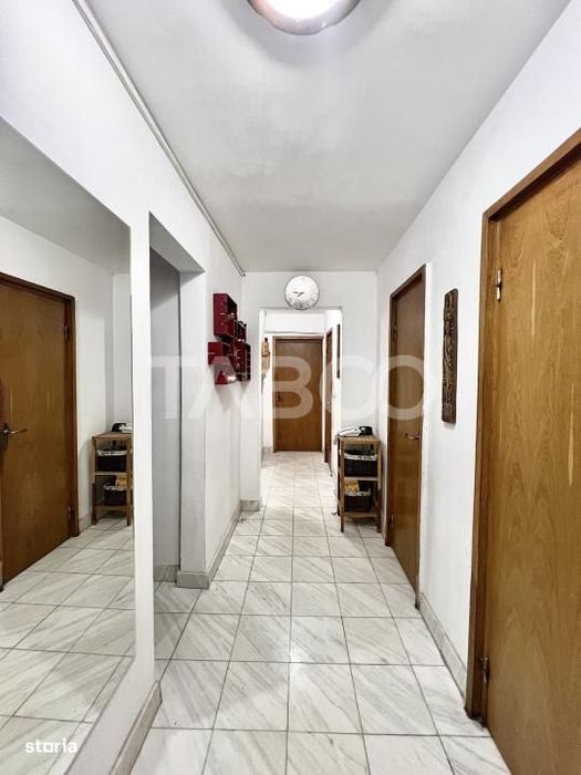 Apartament cu 3 camere de vanzare in Manastur izolat 2 balcoane boxa