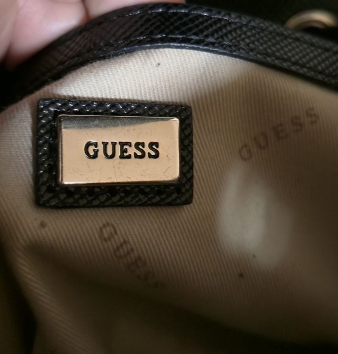 Guess оригинална дамска раница