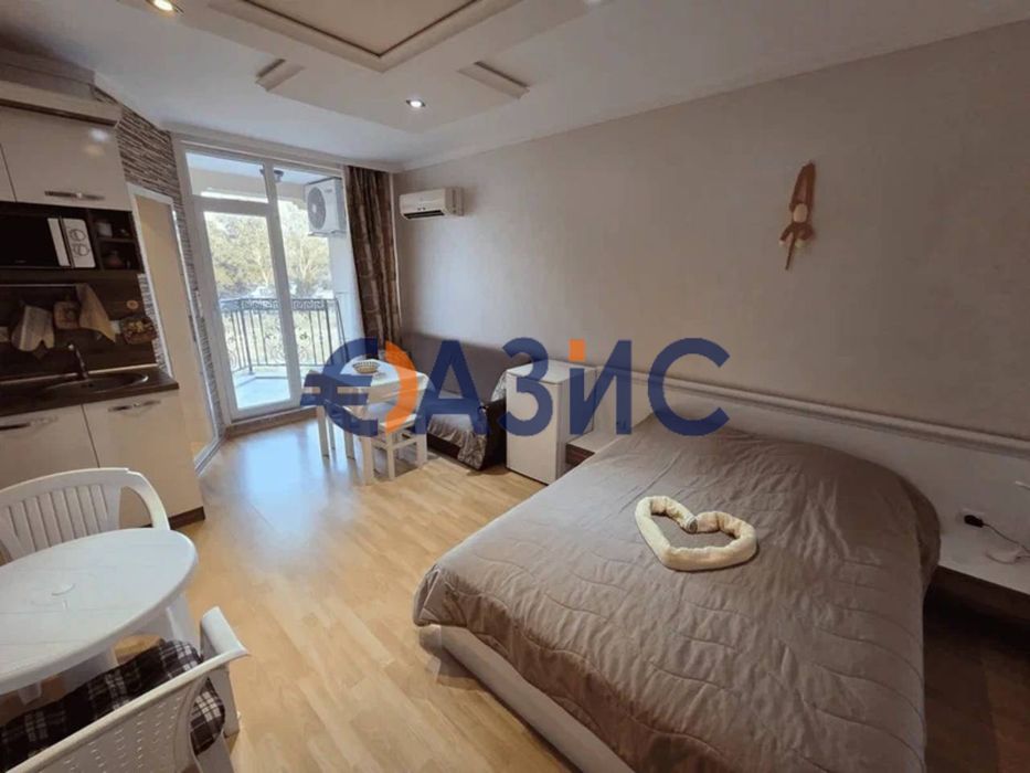 Продава се Едностаен апартамент в к.к. Слънчев бряг - 34 кв.м за 900 €/кв.м - Снимка #11