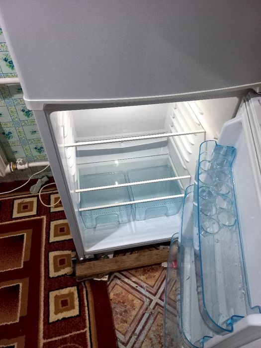 Холодильник  бирюса