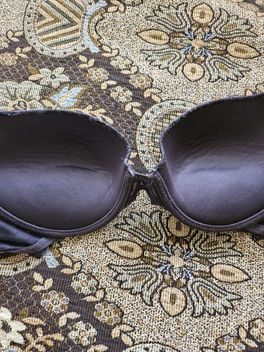 Красив сутиен от дантела на After Eden