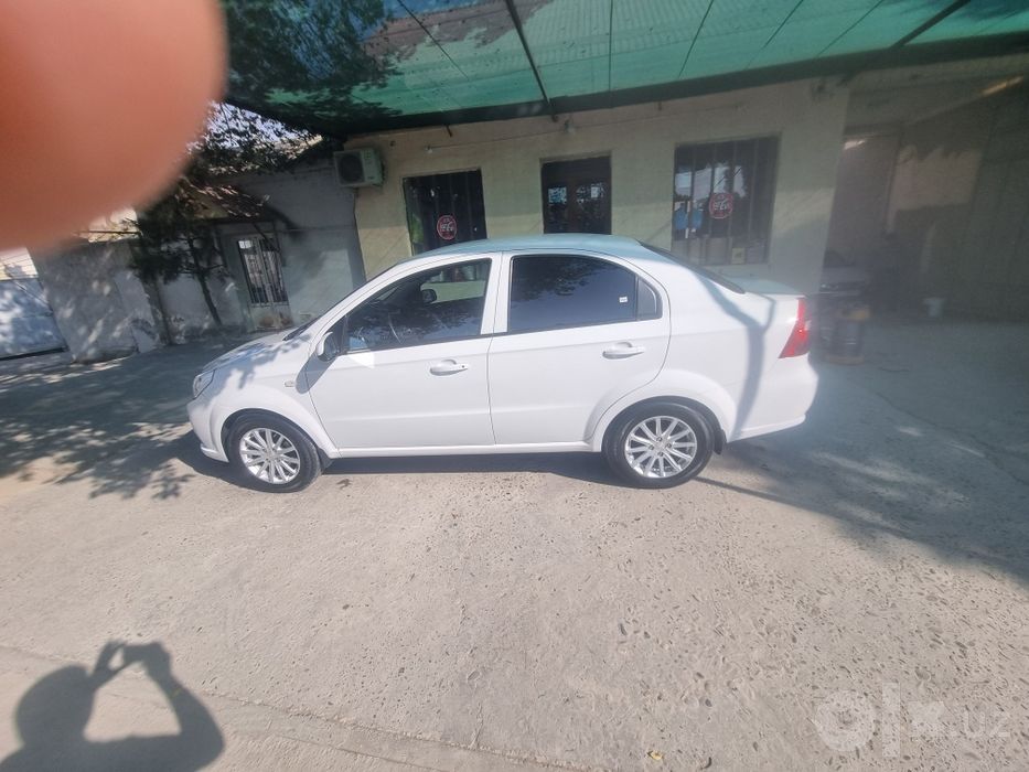 Chevrolet nexia 3 avtomat