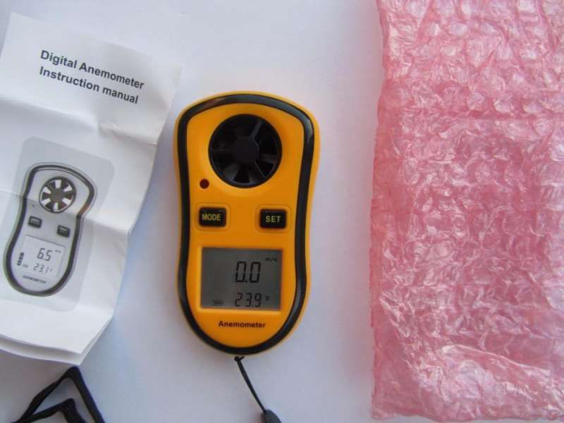 анемометър ветромер