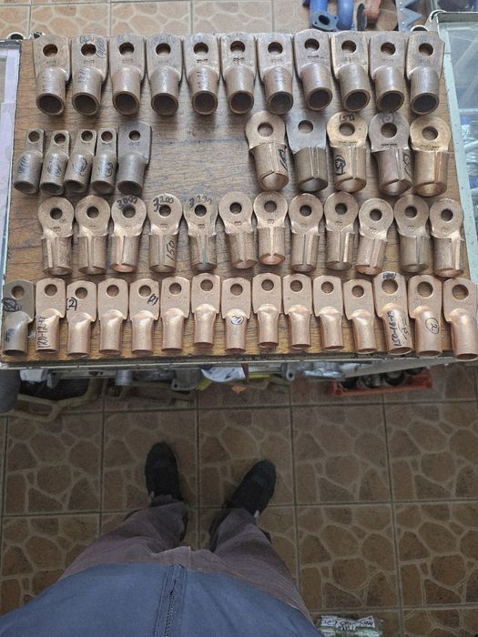 Продам медные наконечники.