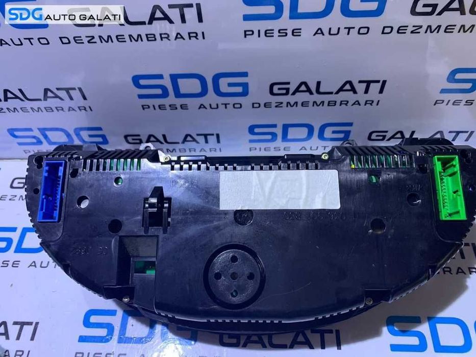 Ceas Ceasuri Bord cu Maxidot Audi A4 B6 2001 - 2005 Cod 8E0920950J 8E0920950JX 0263626037