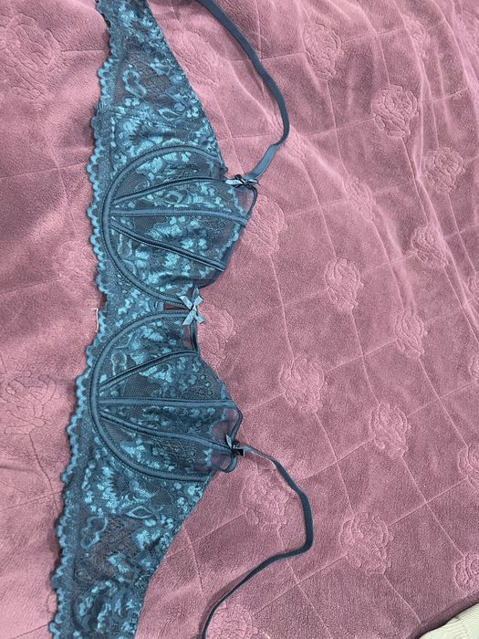 Бюстгалтер мягкая чашка 85С