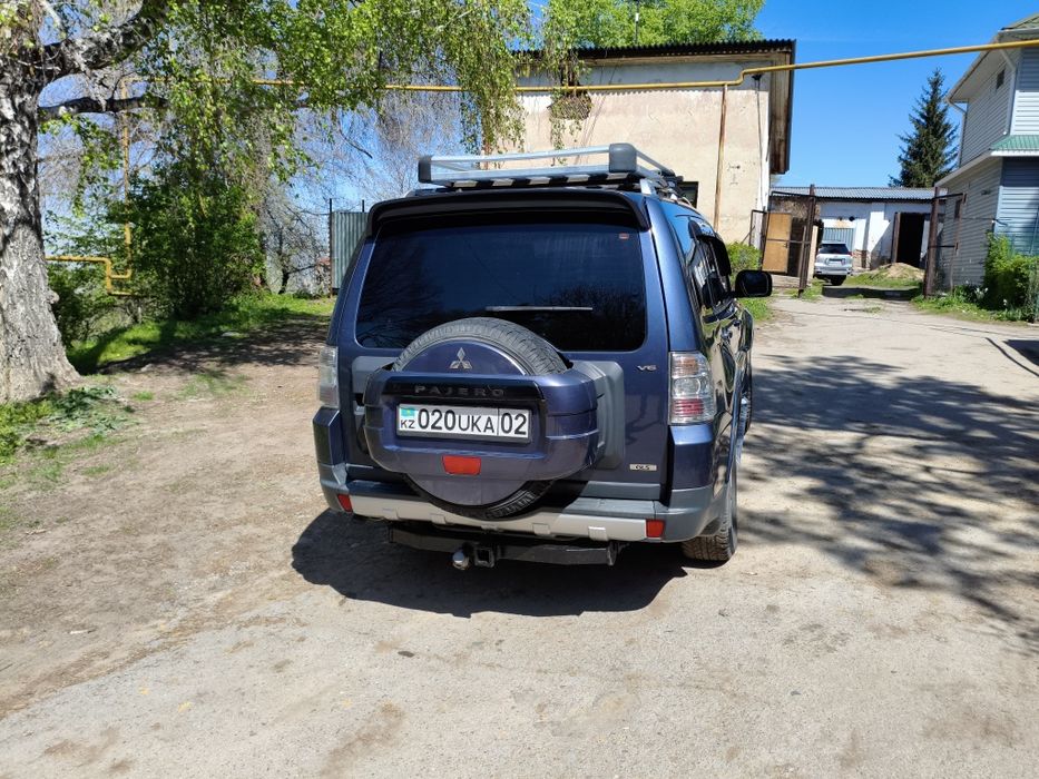 Продам mitsubishi pajero
