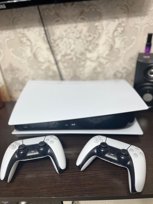 Продам Playstation 5
