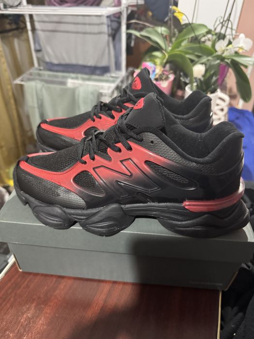 Adidasi New Balance 9060 marimea 43