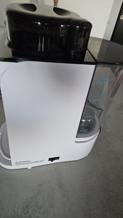 Espressor/ aparat de preparare lapte praf Nurio