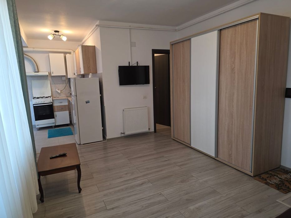 Garsoniera micuta dar cocheta in bloc nou in Trivake City