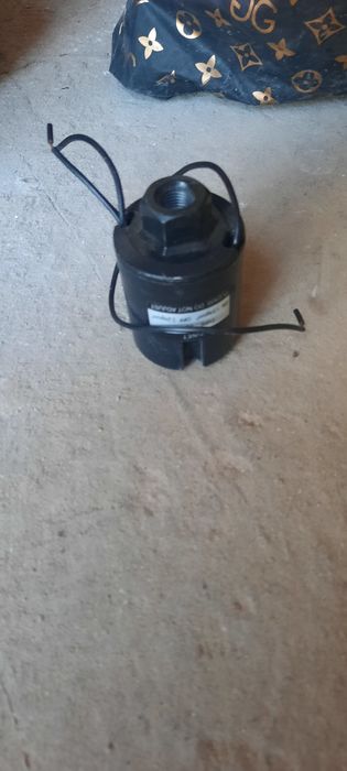 Продаётся замок на ворота.