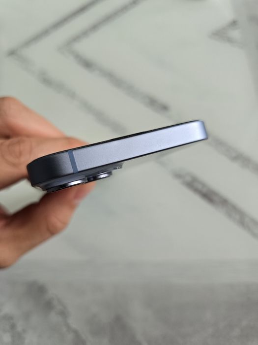 Продам Iphone 14