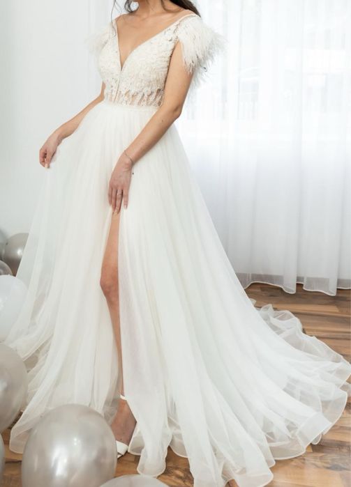 Rochie de mireasa 2024