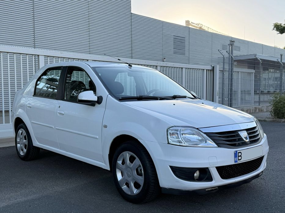 DACIA Logan 2011 — imagine 2