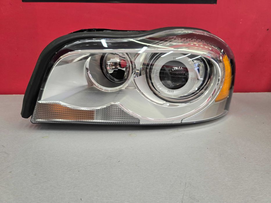 Оригинален фар Волво  Volvo XC90 Bixenon