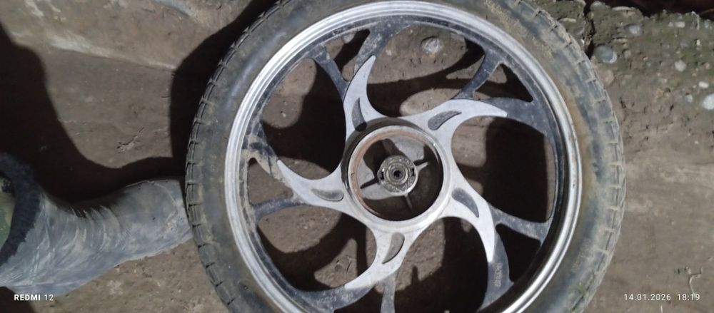 Продам колесо на мотоцикл