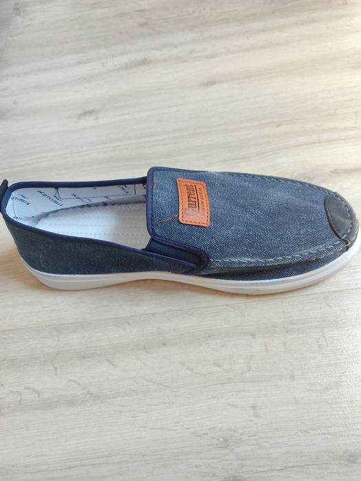 Слипоны (мокасины)