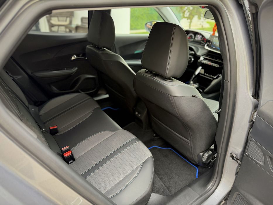 PEUGEOT 2008 1.5 HDI -130cp ALLURE Edition/ Carte rar efectuata
