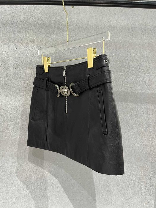 Versace къса пола, черна