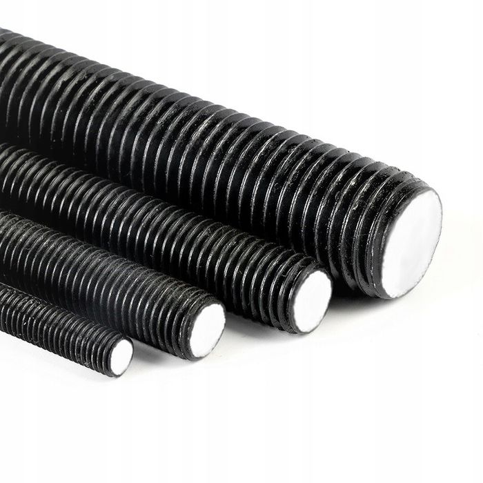 Шпилька резьбовая разного размера.