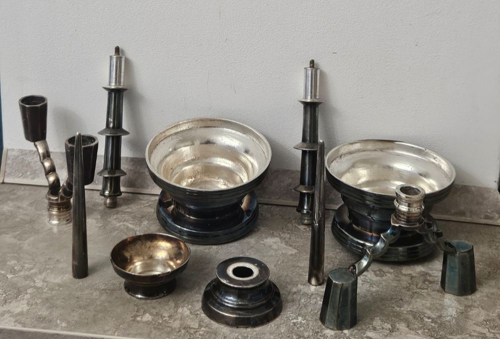 Чифт посребрени свещници от 19-ти век.