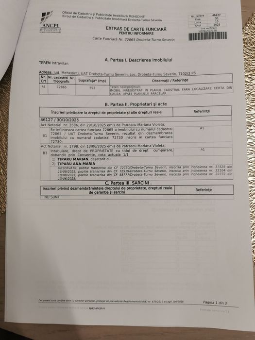 Vând teren sau rate