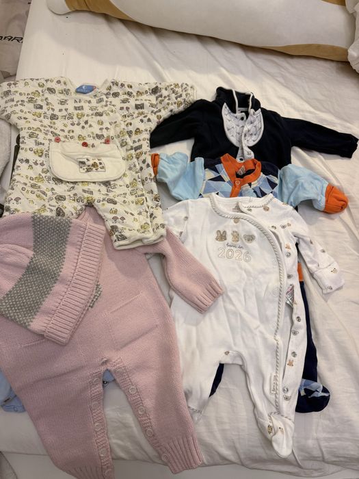 Продаём детские вещи для млаленцев