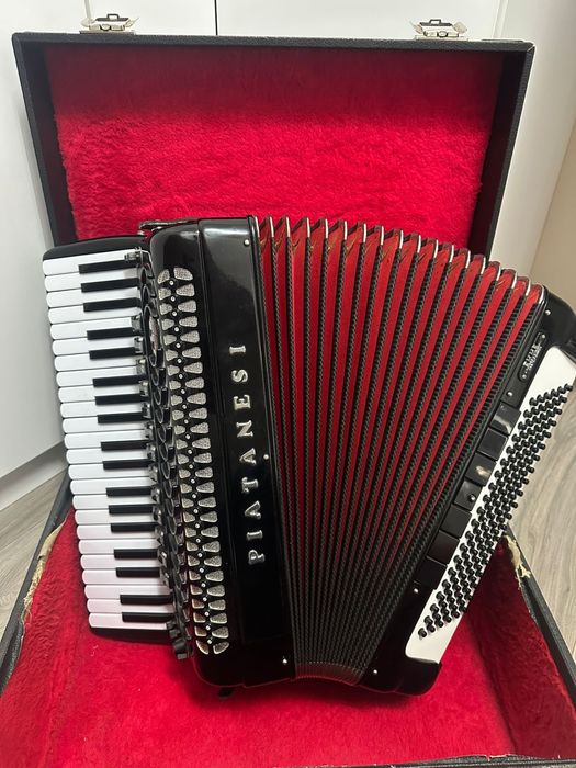 Acordeon Piatanesi 4/5 cu mixer