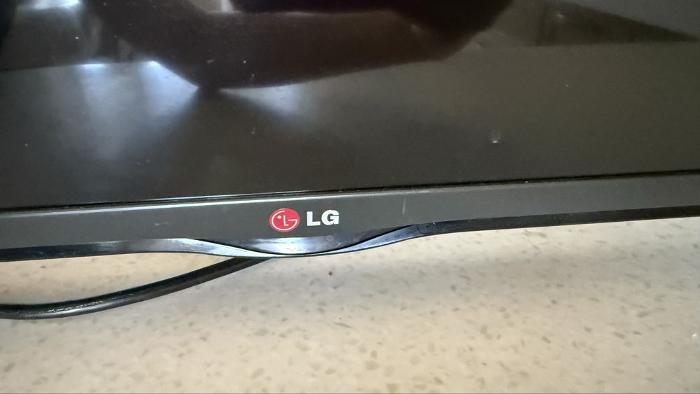 Телевизор LG Телевизор LG Телевизор LG