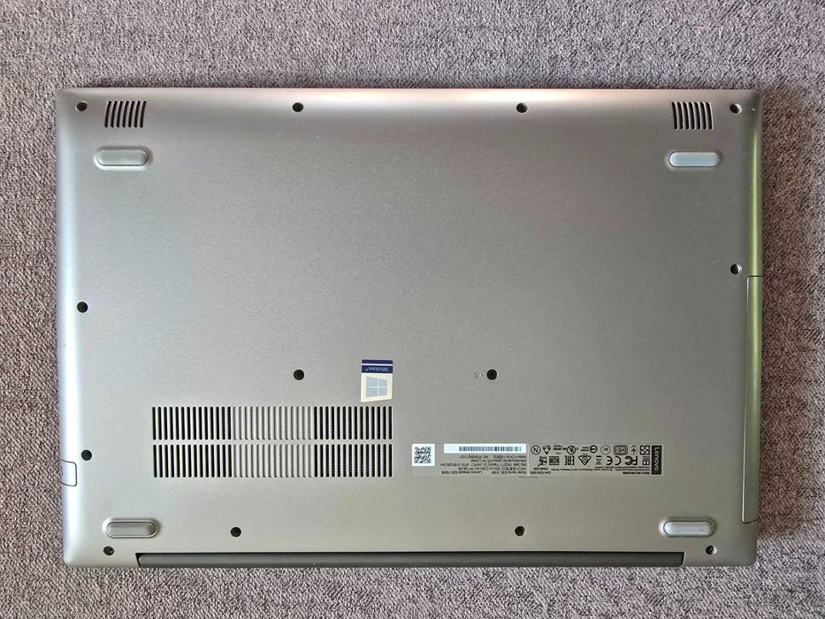 Laptop LENOVO Ideapad 520-15IKB, Intel Core i5-8250U + Windows 11 Pro