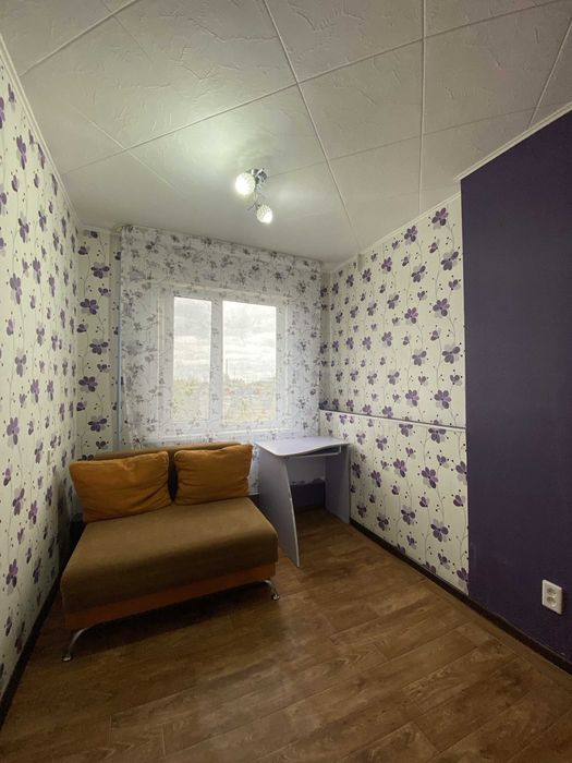 продам 1 комн квартиру в центре