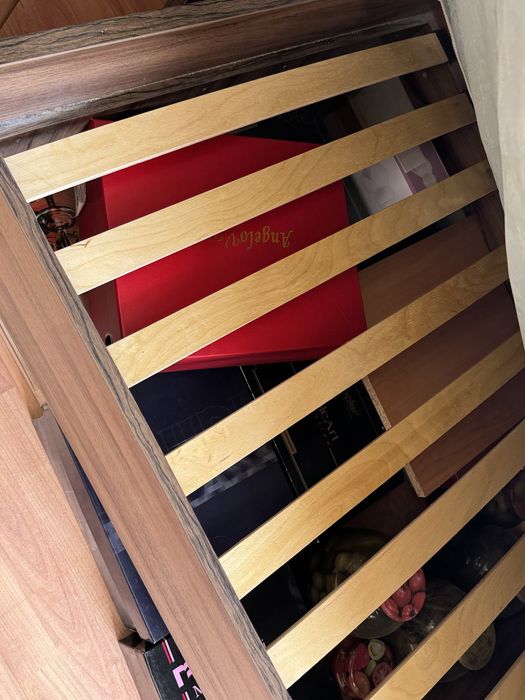 Кровать односпальная