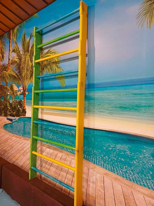 Дървена шведска стена