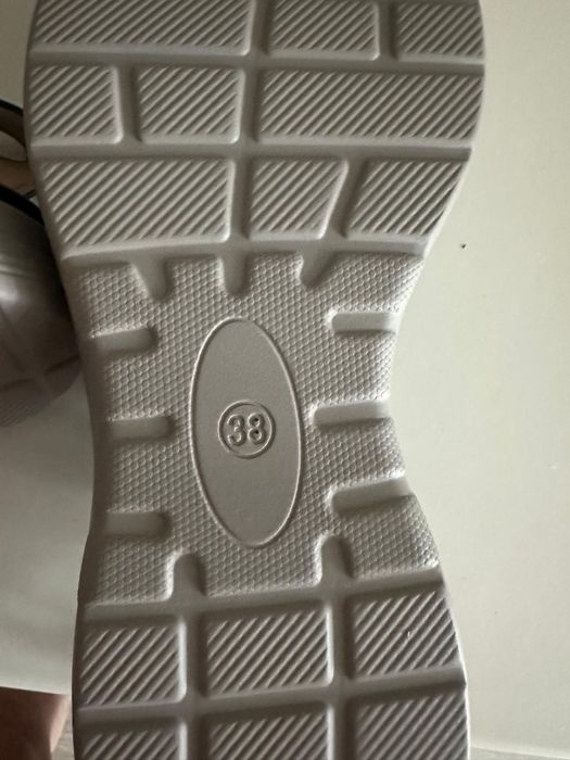 Сандалии 38 размер