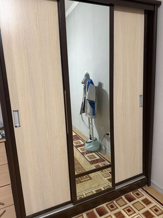 Продается спальный гарнитур