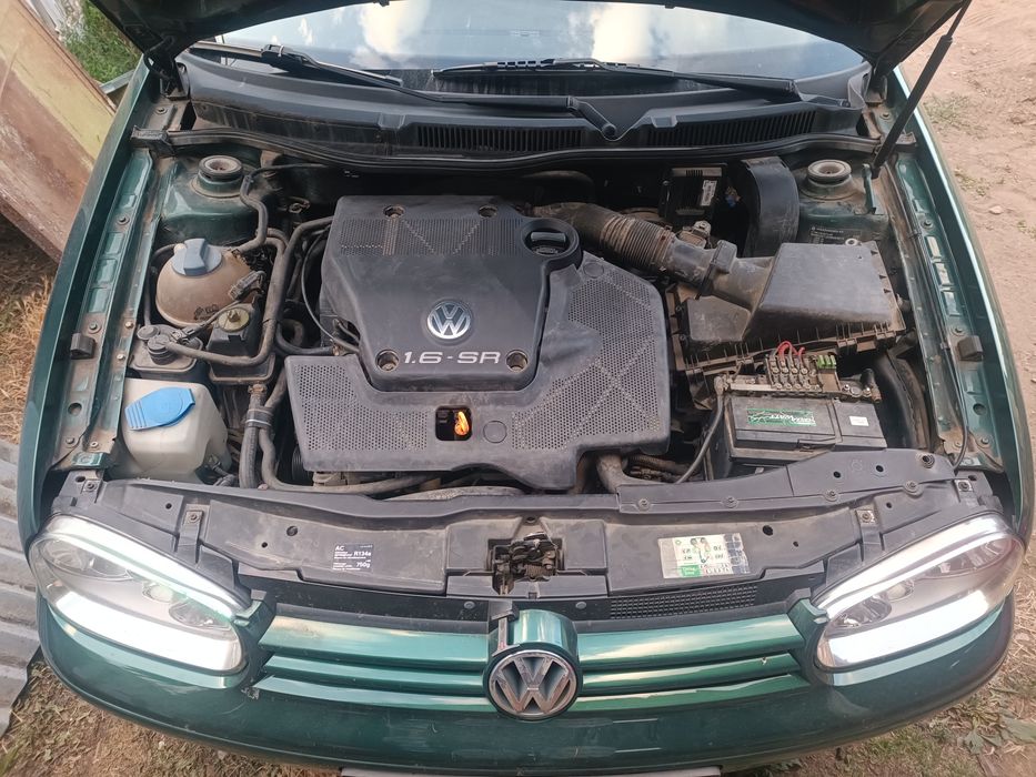 VW Golf 4 1.6 101к.с. AKL, НА ЧАСТИ!