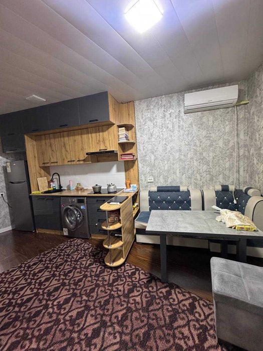 Retro yuzni ornatish