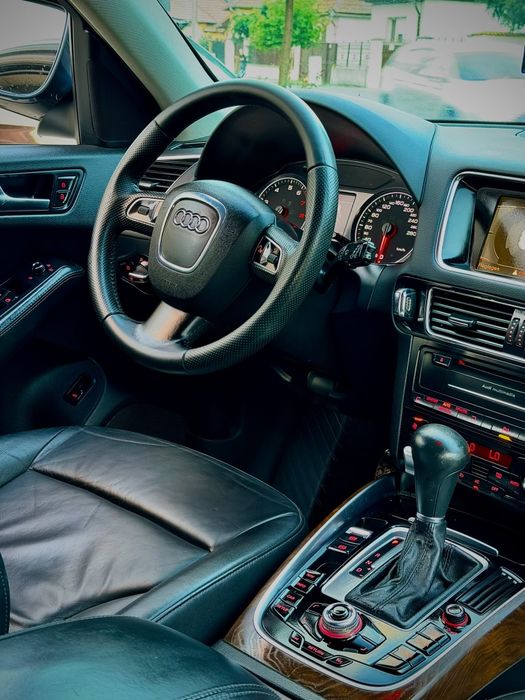 Audi Q5 Quattro 2.0L 211cp
