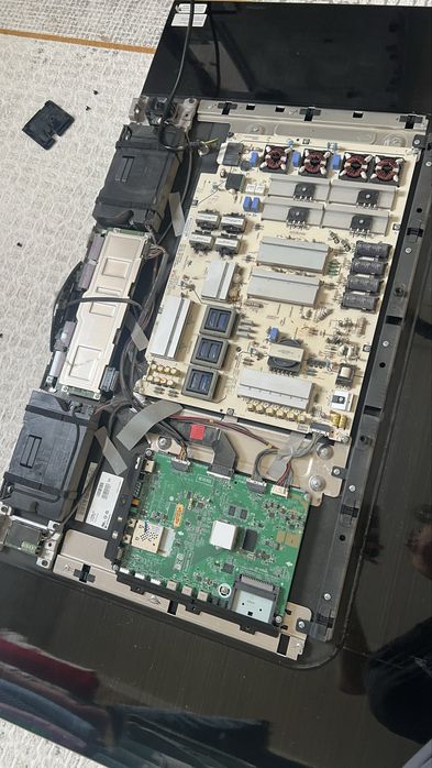 Телевизор Lg-55EC930v