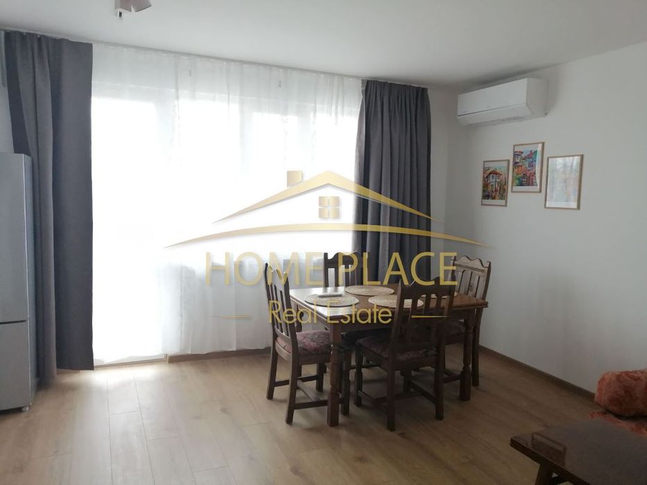 Тристаен апартамент, тухла, старо строителство – след основен ремонт,