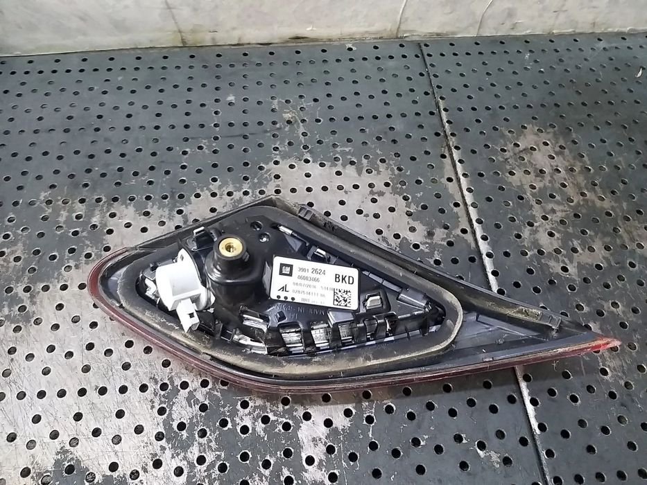 Stop tripla lampa dreapta haion opel corsa e x15 39012624 46003466