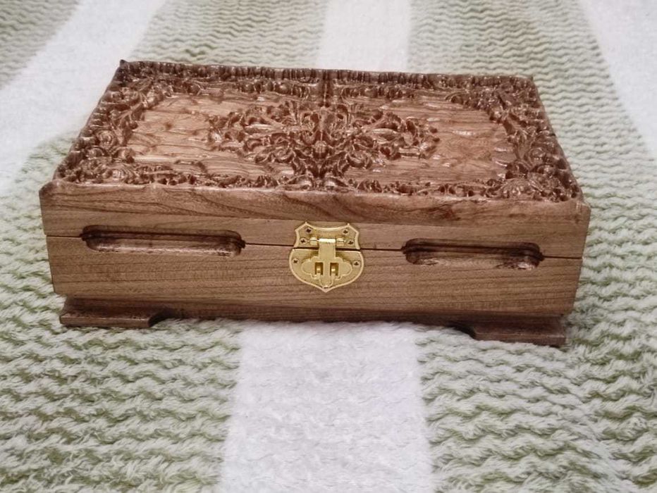 шкатулка из дерева