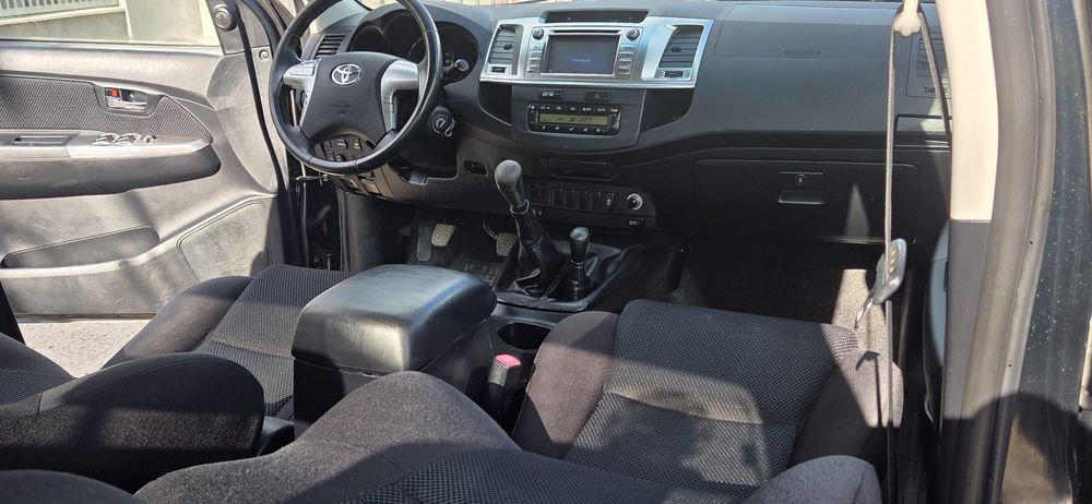 Toyota hilux 4x4 climatronic