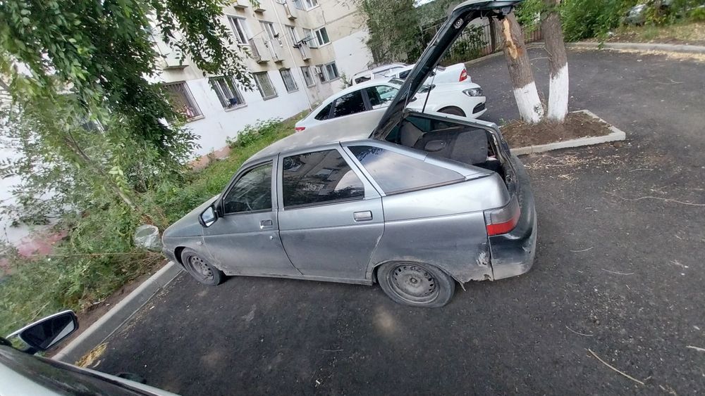 Продам ваз 2112 с вложениями